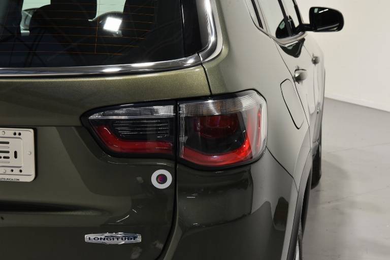 JEEP Compass 17