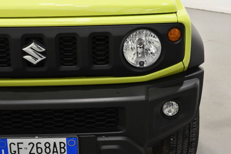 SUZUKI Jimny 15