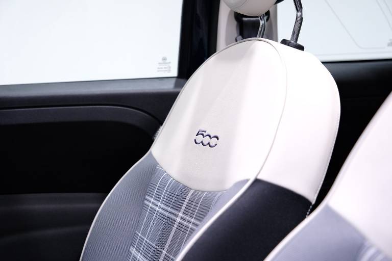 FIAT 500C 37