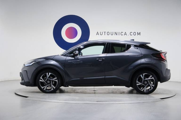 TOYOTA C-HR 18
