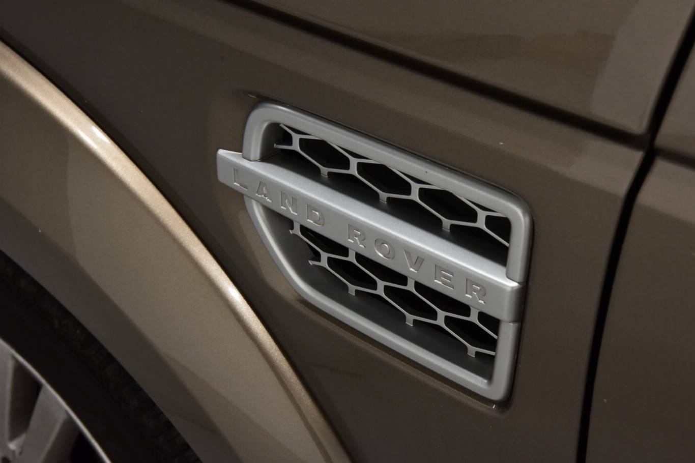 LAND ROVER Discovery 28