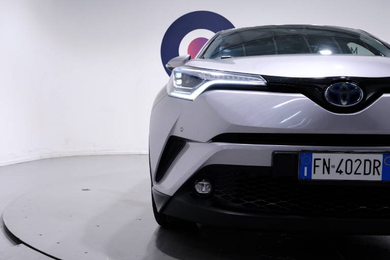 TOYOTA C-HR 45