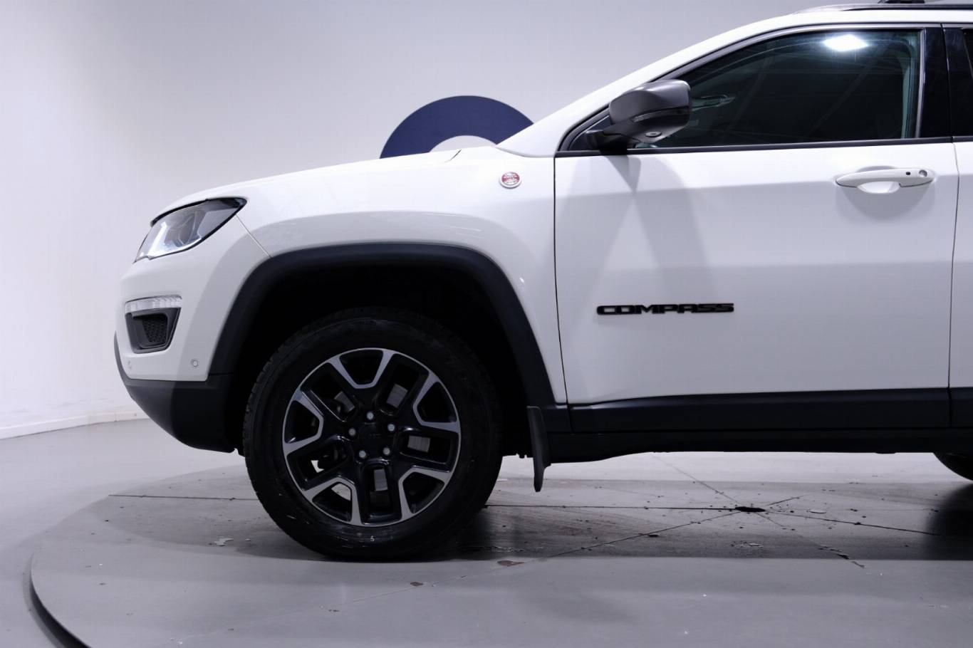 JEEP Compass 11