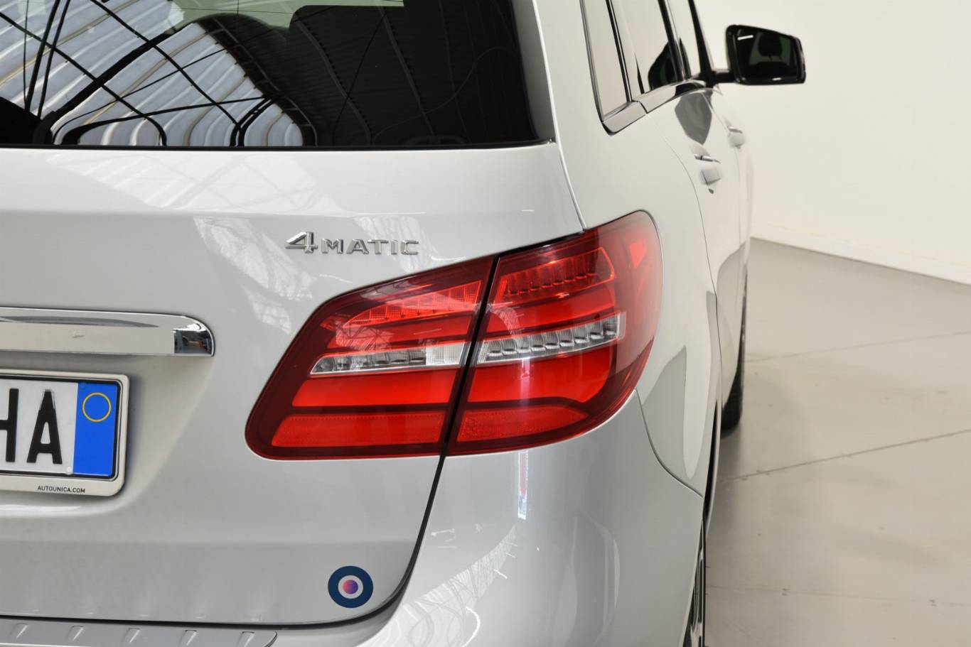 MERCEDES-BENZ B 200 18