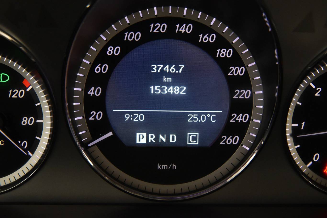 MERCEDES-BENZ GLK 220 10