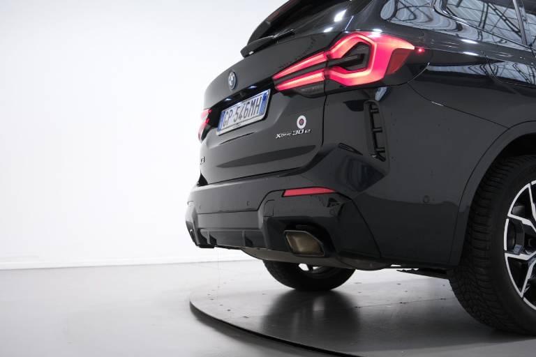 BMW X3 57