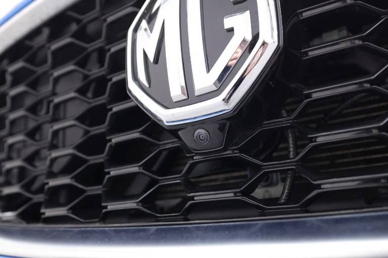 MG ZS 52