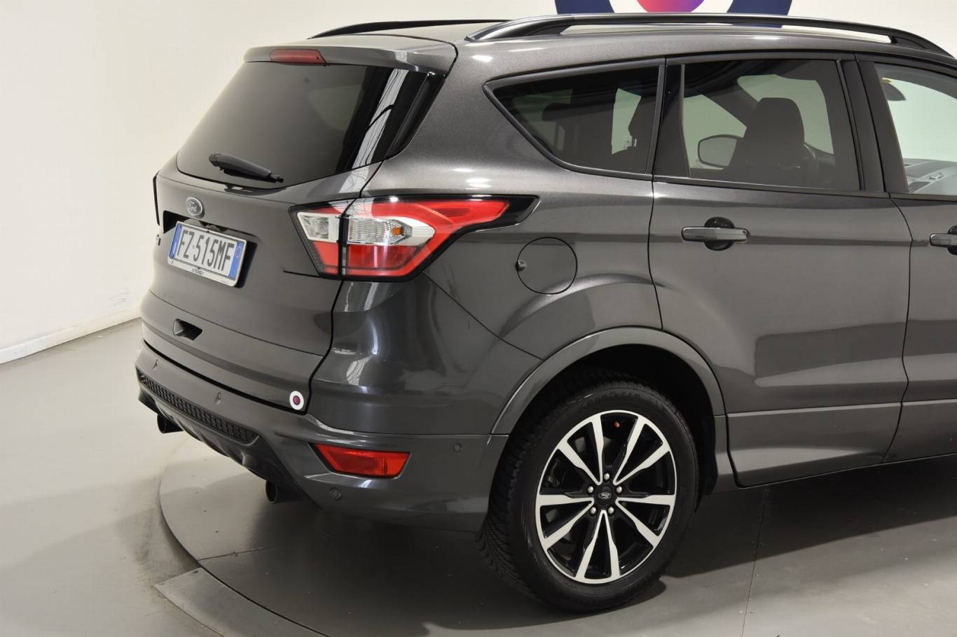 FORD Kuga 19