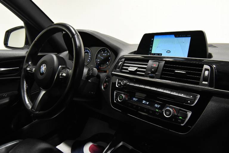 BMW 120 28