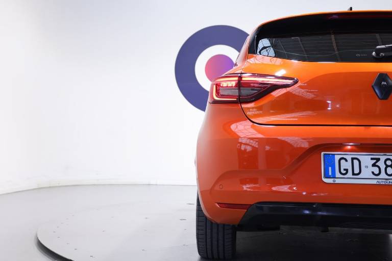 RENAULT Clio 44