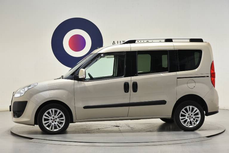 FIAT Doblo 32