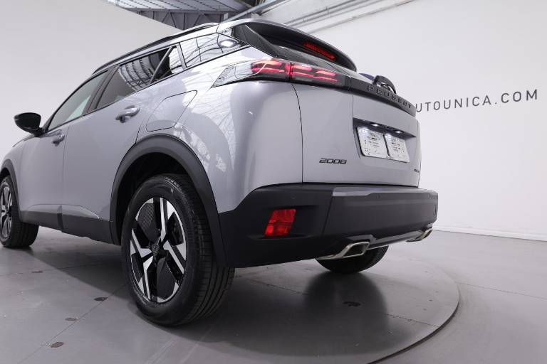 PEUGEOT 2008 38