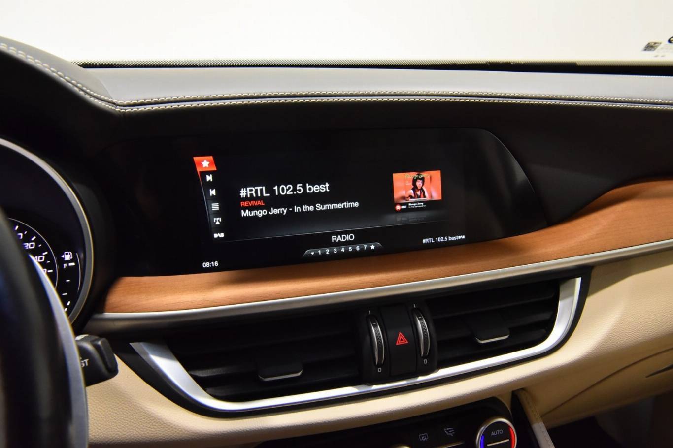 ALFA ROMEO Stelvio 15