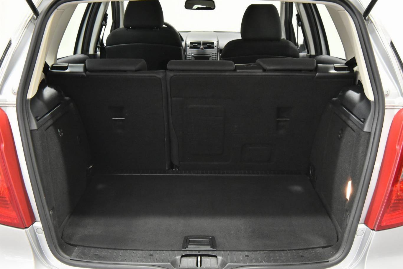 MERCEDES-BENZ A 160 12