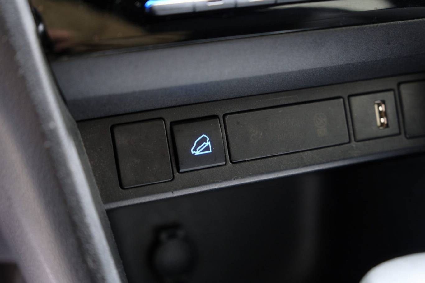 TOYOTA Yaris Cross 29