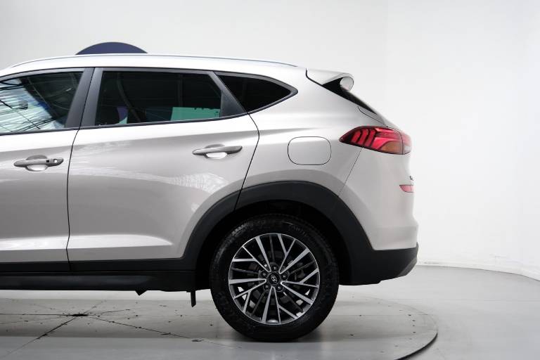 HYUNDAI Tucson 44