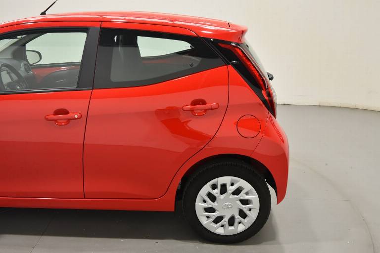 TOYOTA Aygo 42