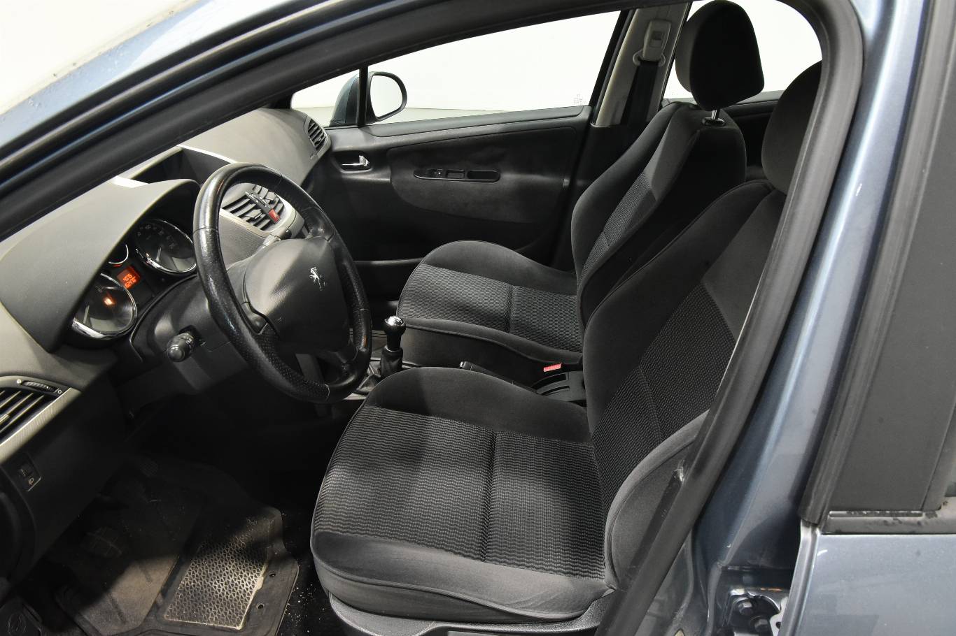 PEUGEOT 207 9