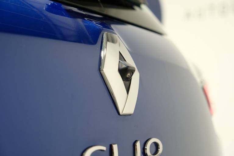 RENAULT Clio 48