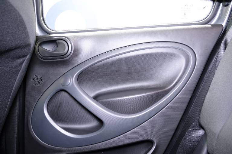 SMART ForFour 38