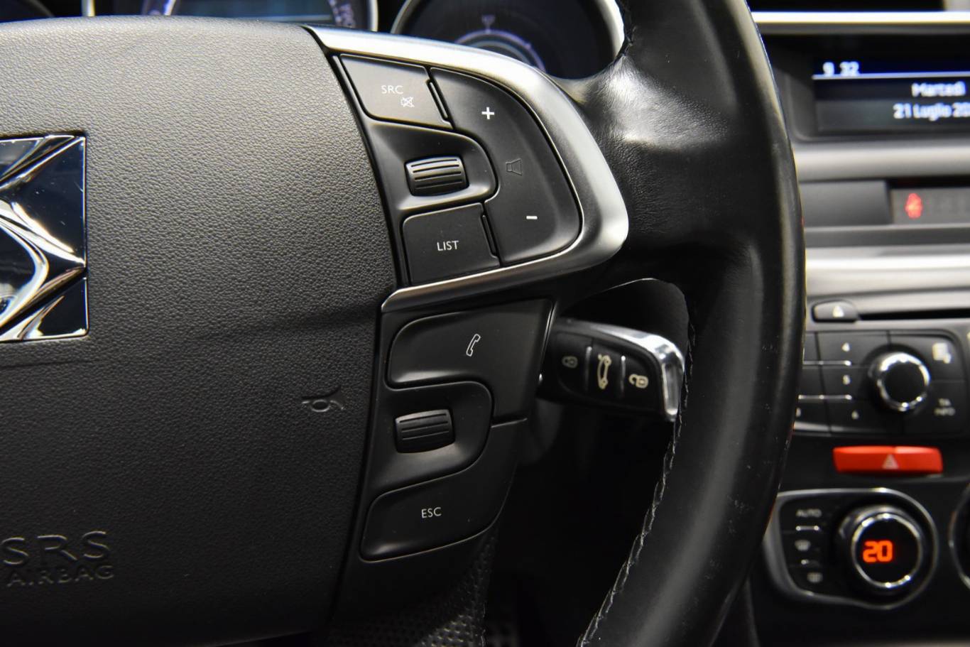 DS AUTOMOBILES DS 4 8