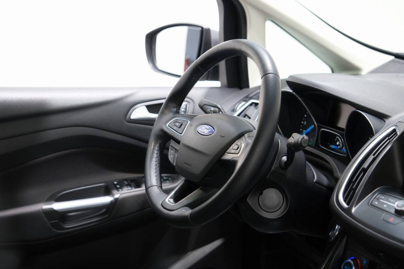 FORD C-Max 57