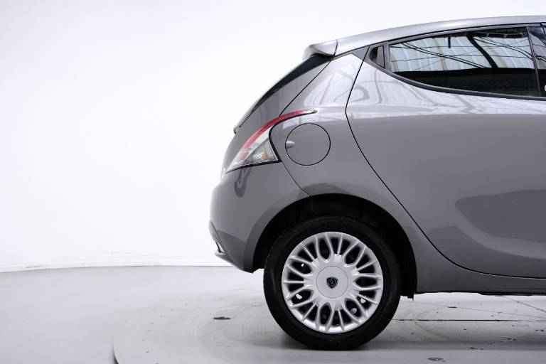 LANCIA Ypsilon 45