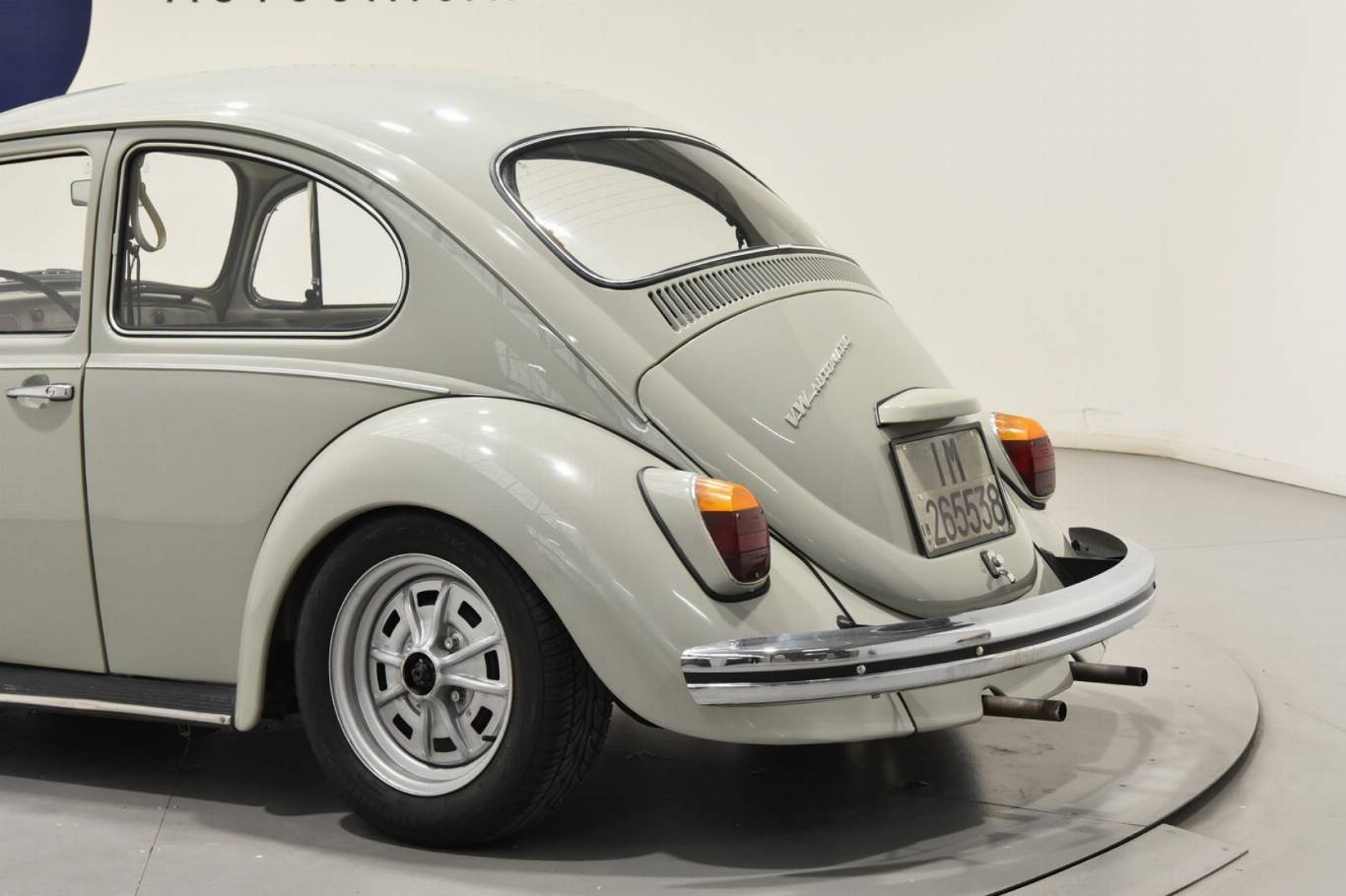 VOLKSWAGEN Maggiolino 16