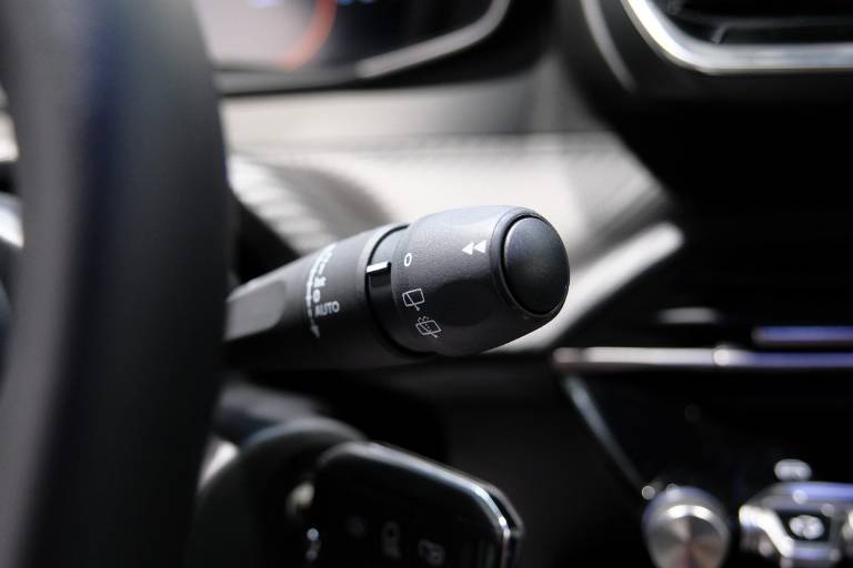 PEUGEOT 2008 23