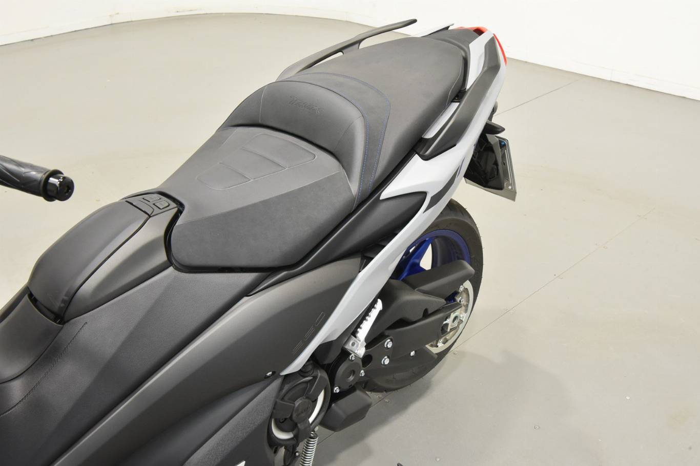 YAMAHA T-Max 560 52