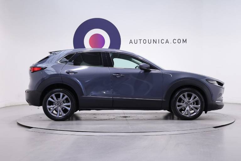 MAZDA CX-30 4