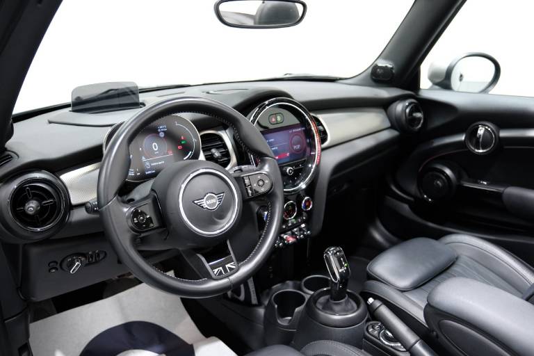 MINI Cooper 5