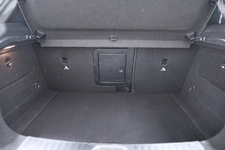 MERCEDES-BENZ A 180 59