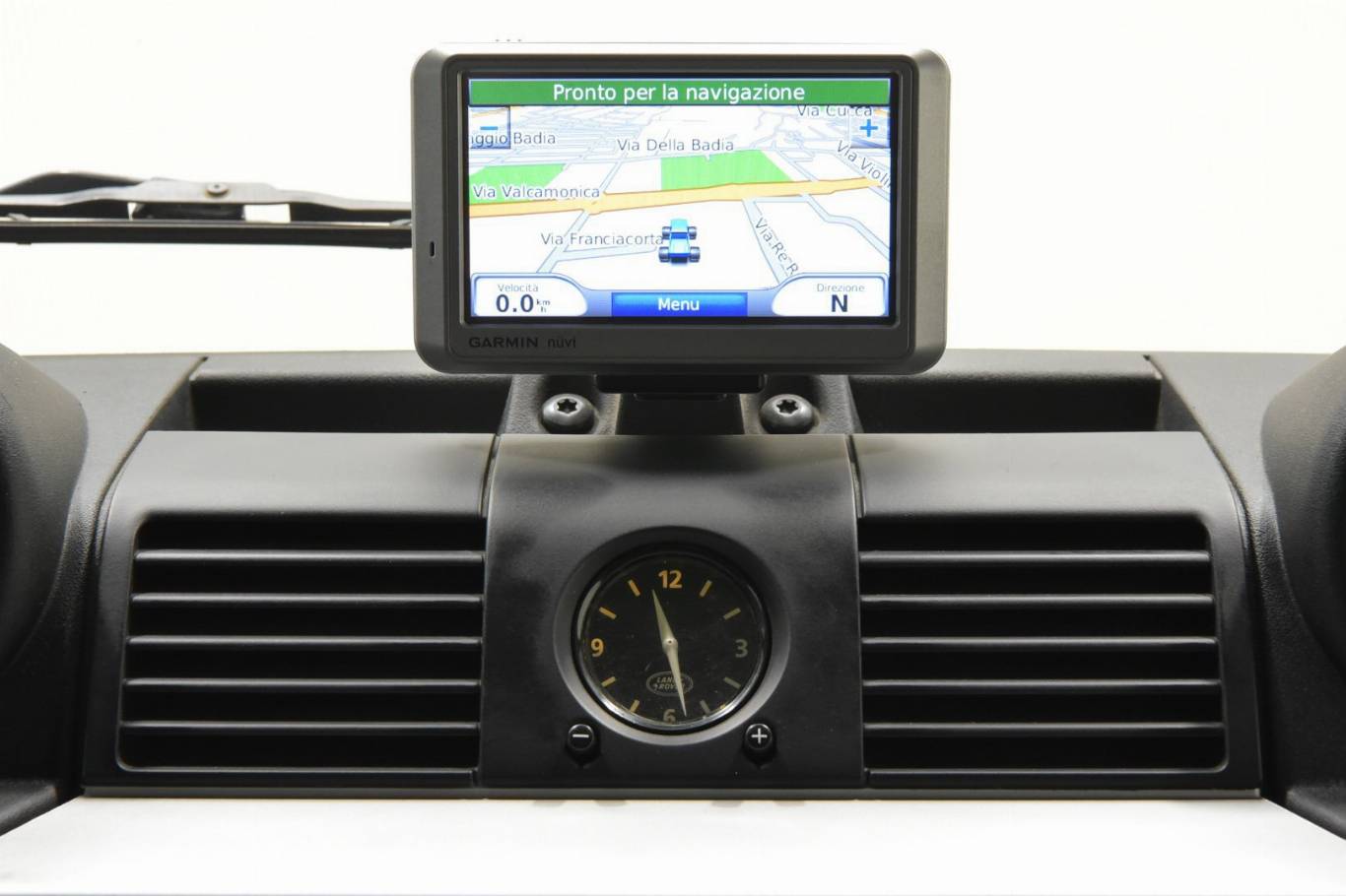 LAND ROVER Defender 10