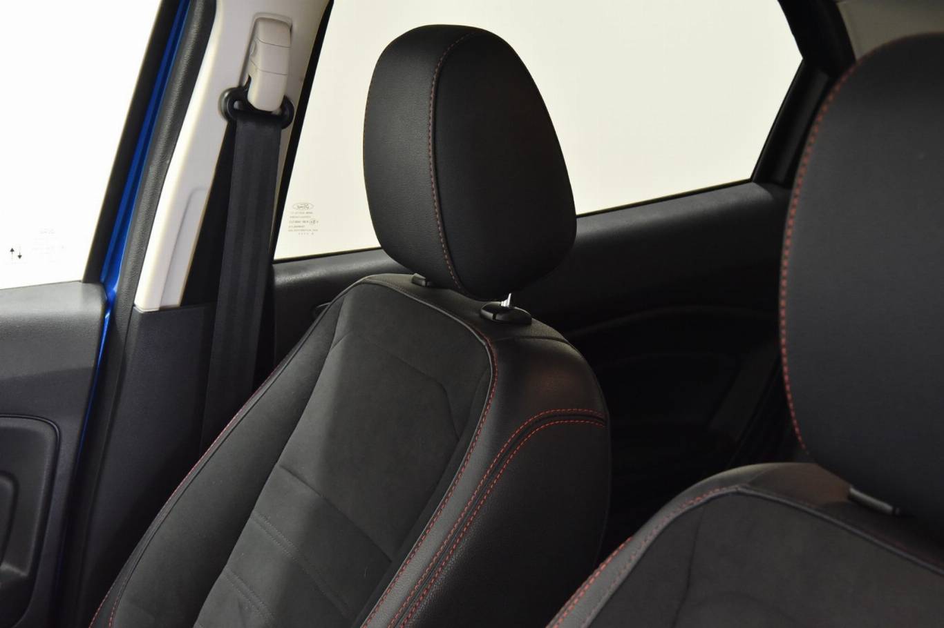 FORD EcoSport 17