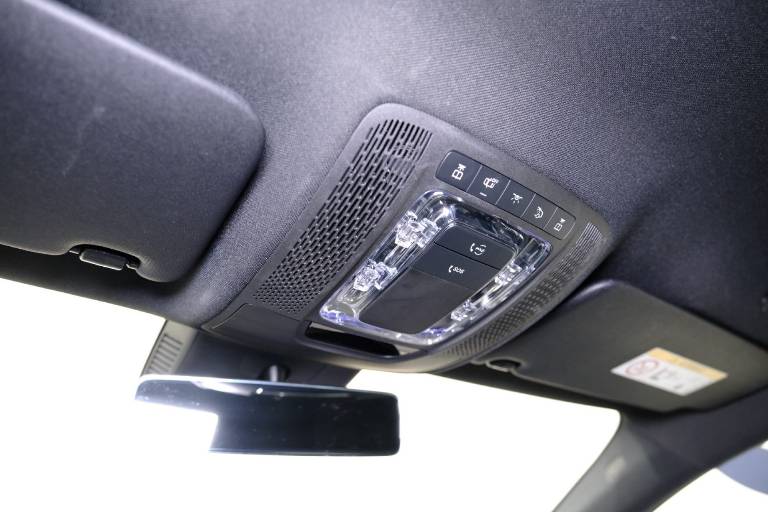 MERCEDES-BENZ A 180 34