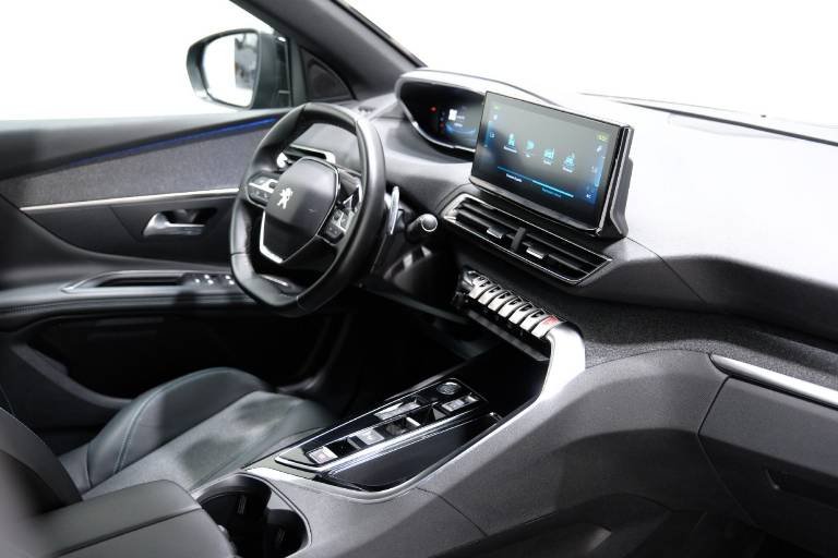 PEUGEOT 3008 55