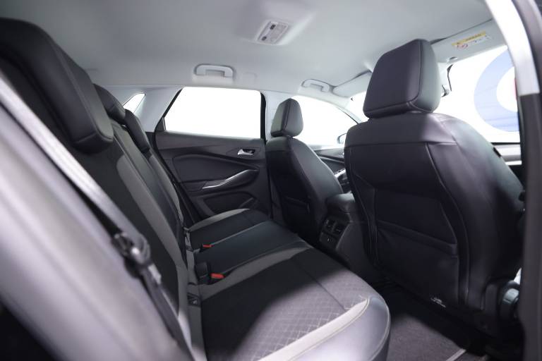 OPEL Grandland X 54