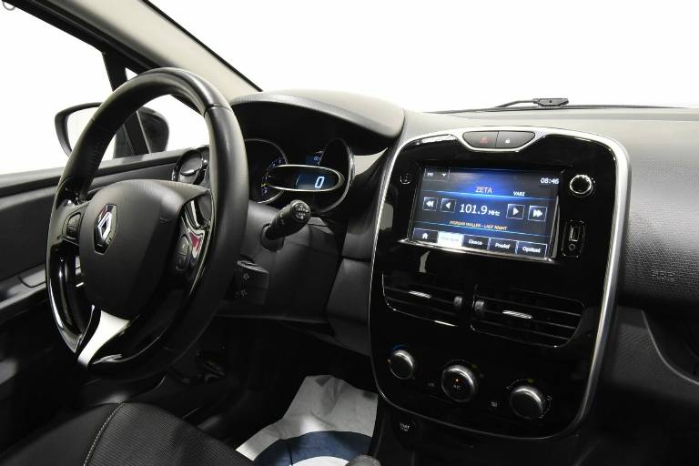RENAULT Clio 32