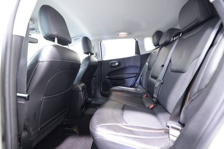 JEEP Compass 38