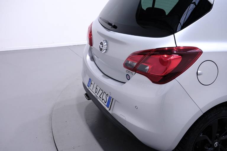OPEL Corsa 44
