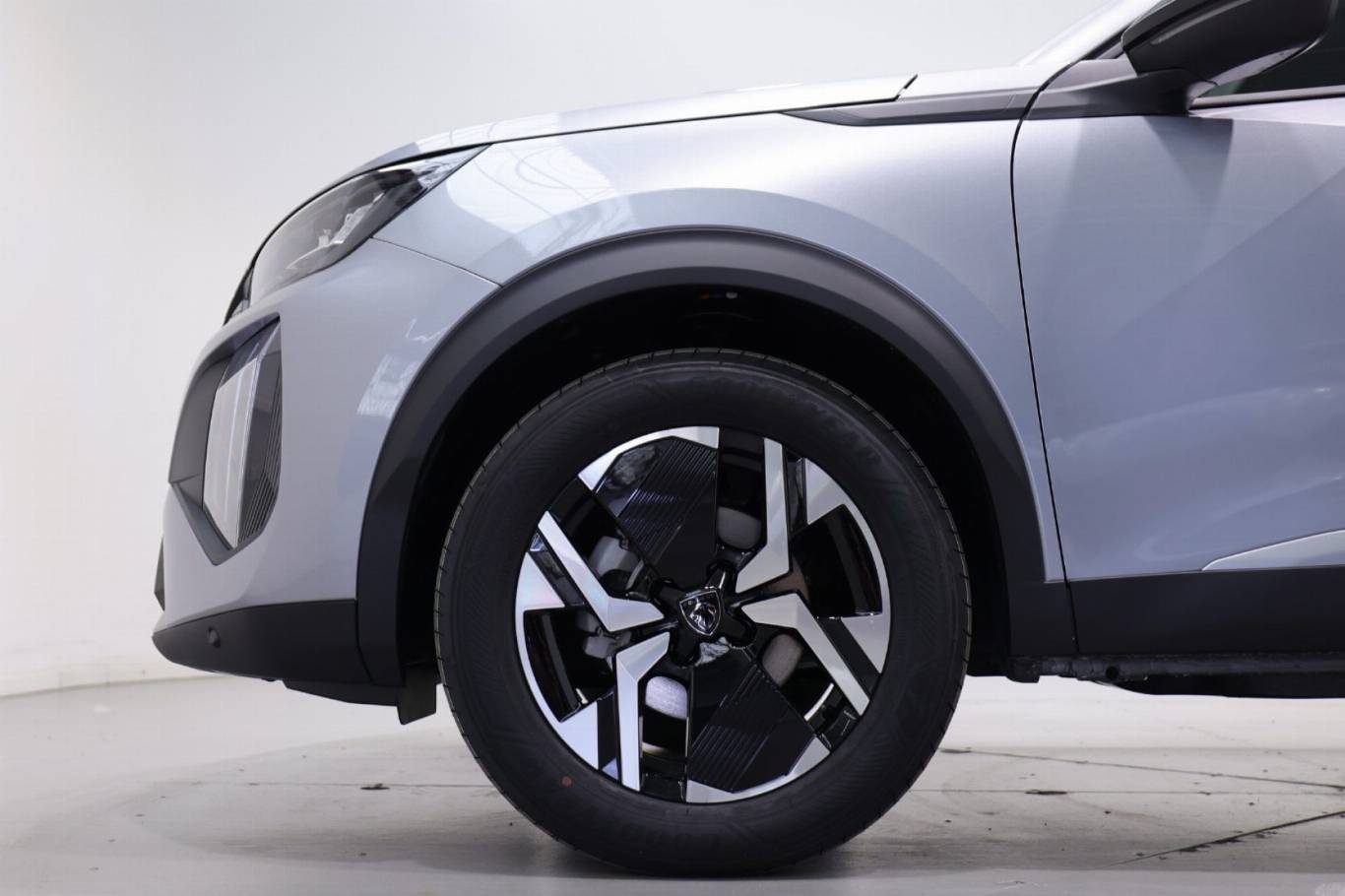 PEUGEOT 2008 16