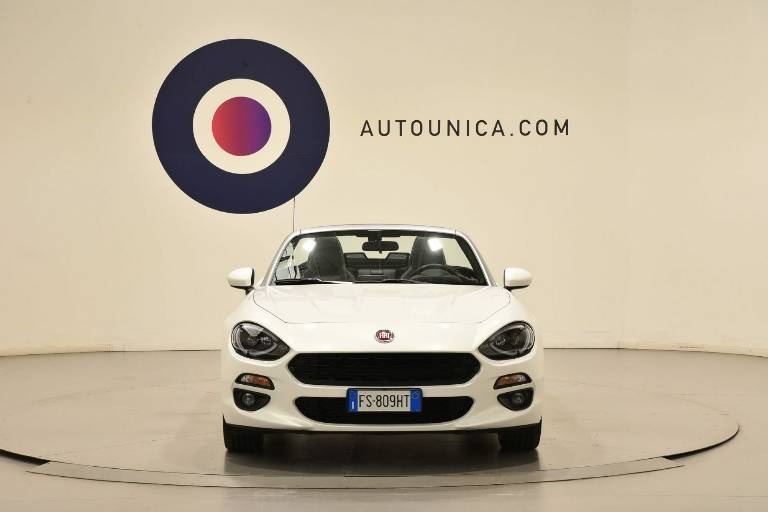 FIAT 124 Spider 5