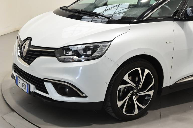 RENAULT Scenic 19