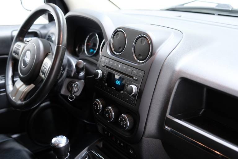 JEEP Compass 49