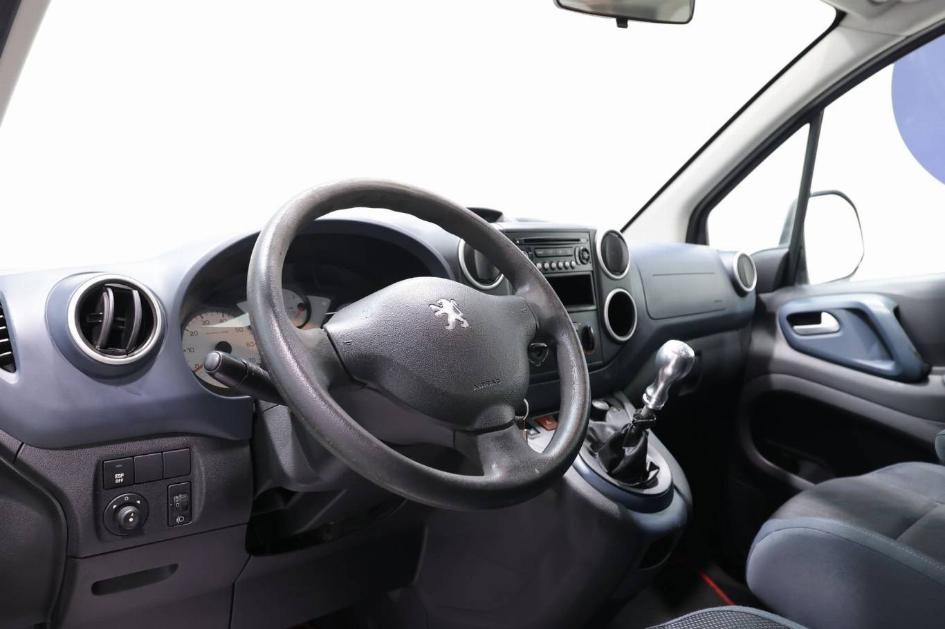 PEUGEOT Partner 5