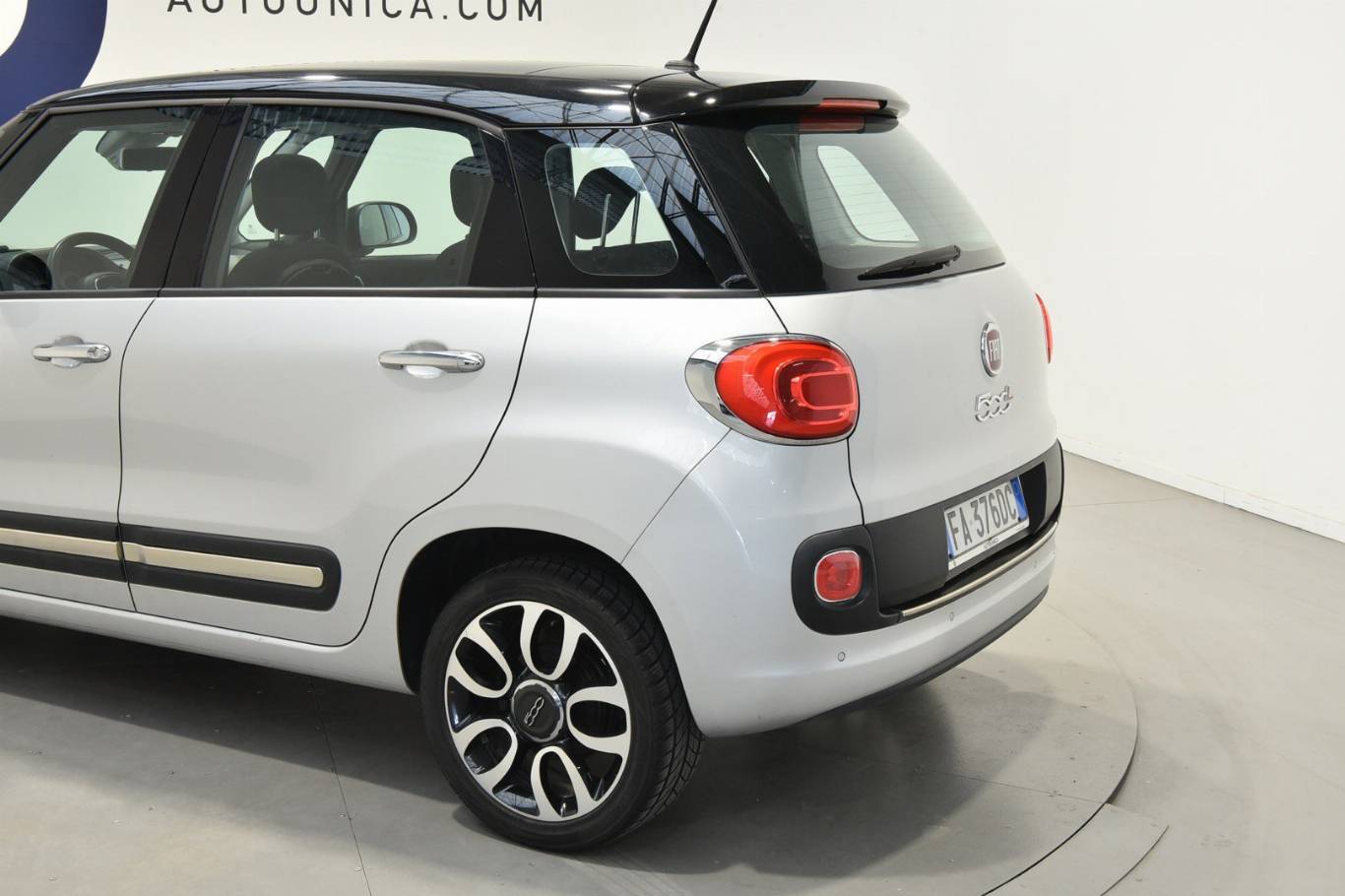 FIAT 500L 6