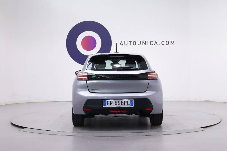 PEUGEOT 208 16