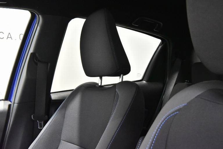TOYOTA Yaris 20