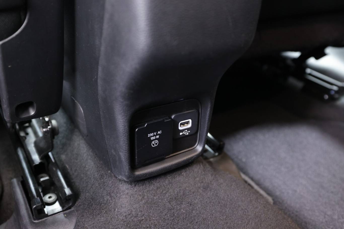JEEP Compass 41